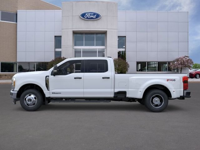 New 2026 Oxford White Ford XLT image 3