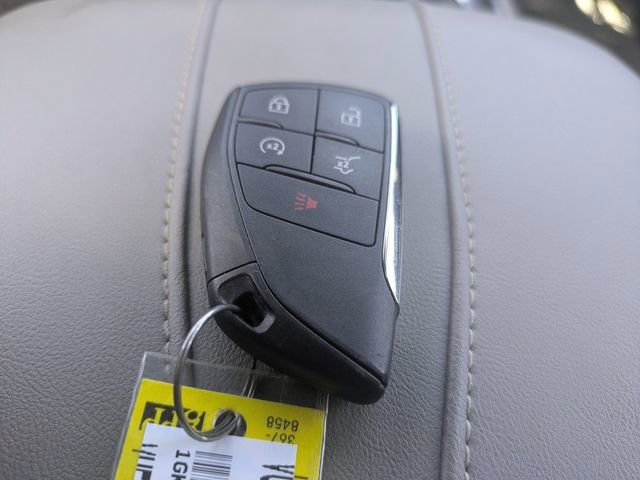 Used 2025 Sterling Metallic GMC Elevation image 35