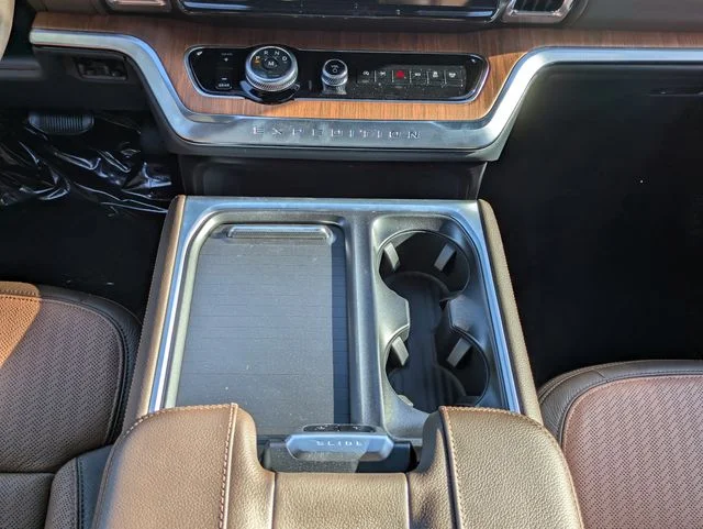 New 2027 Star White Metallic Tri-Coat Ford MAX King Ranch® image 19
