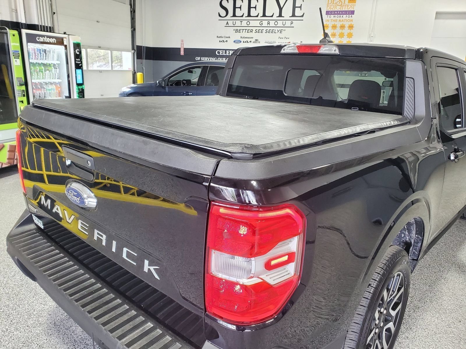Used 2023 Black Ford Lariat image 7