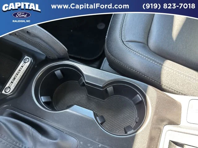 Used 2025 White Ford Badlands image 31