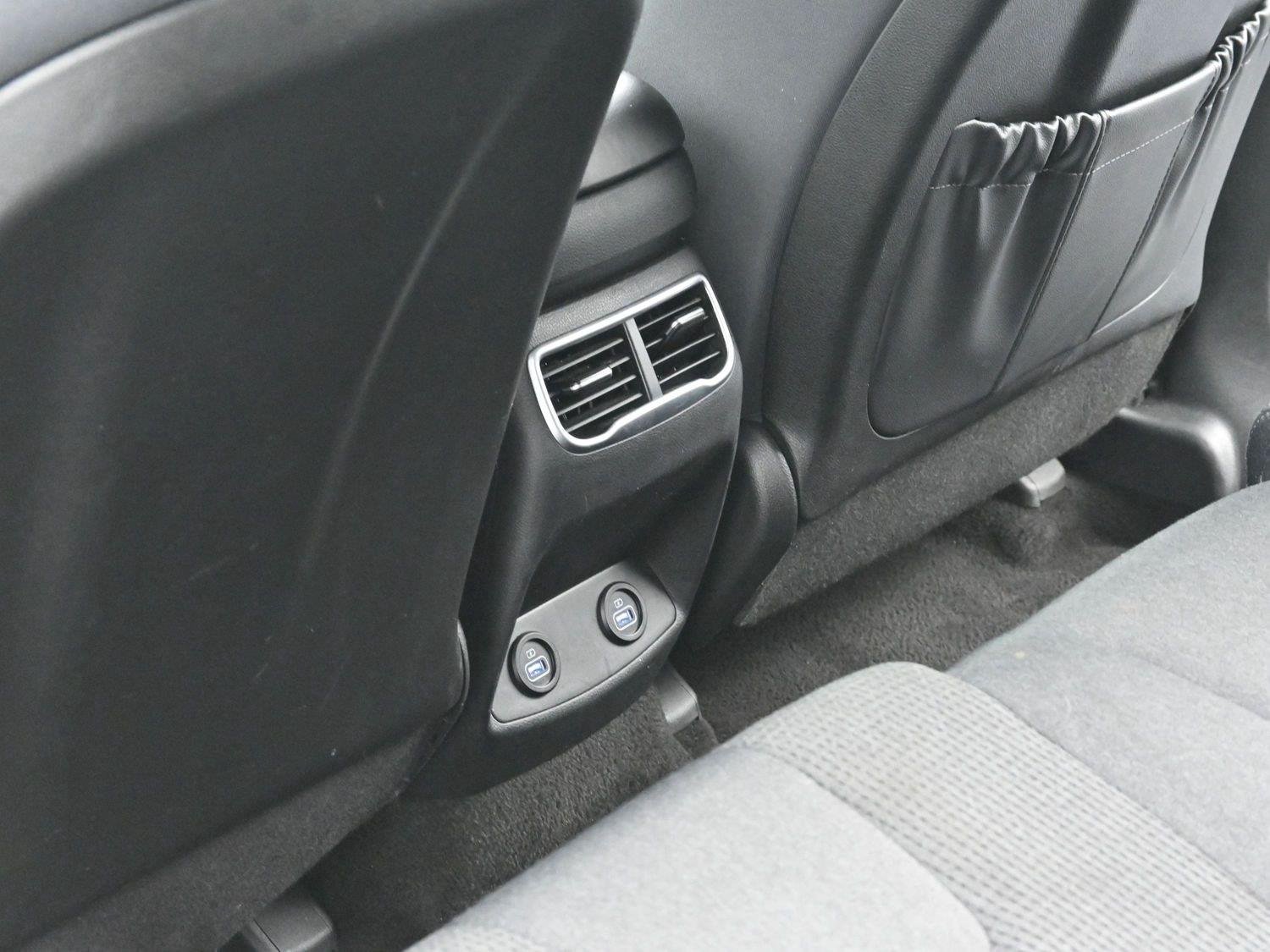 Used 2023 Serenity White Pearl Hyundai SEL image 30