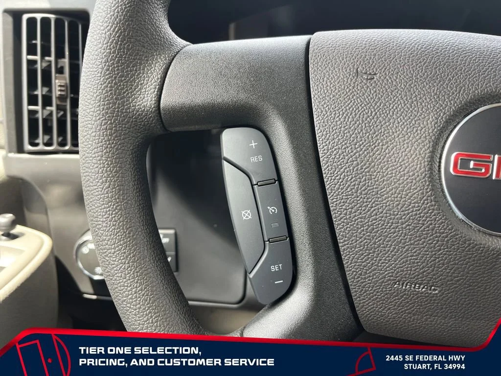 New 2026 Summit White GMC Work Van image 19