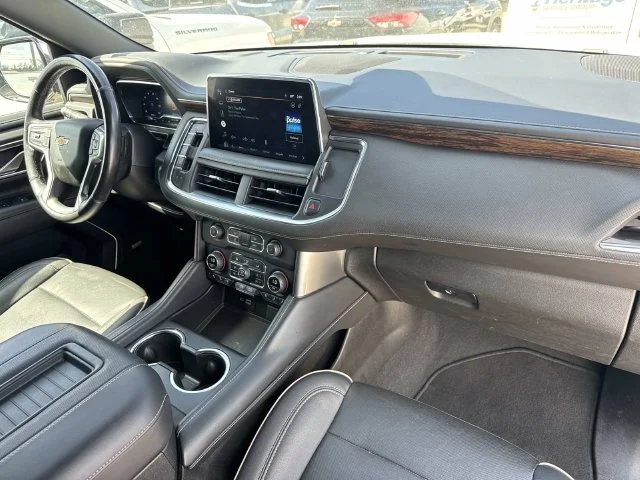 Used 2022 White Chevrolet Premier image 28