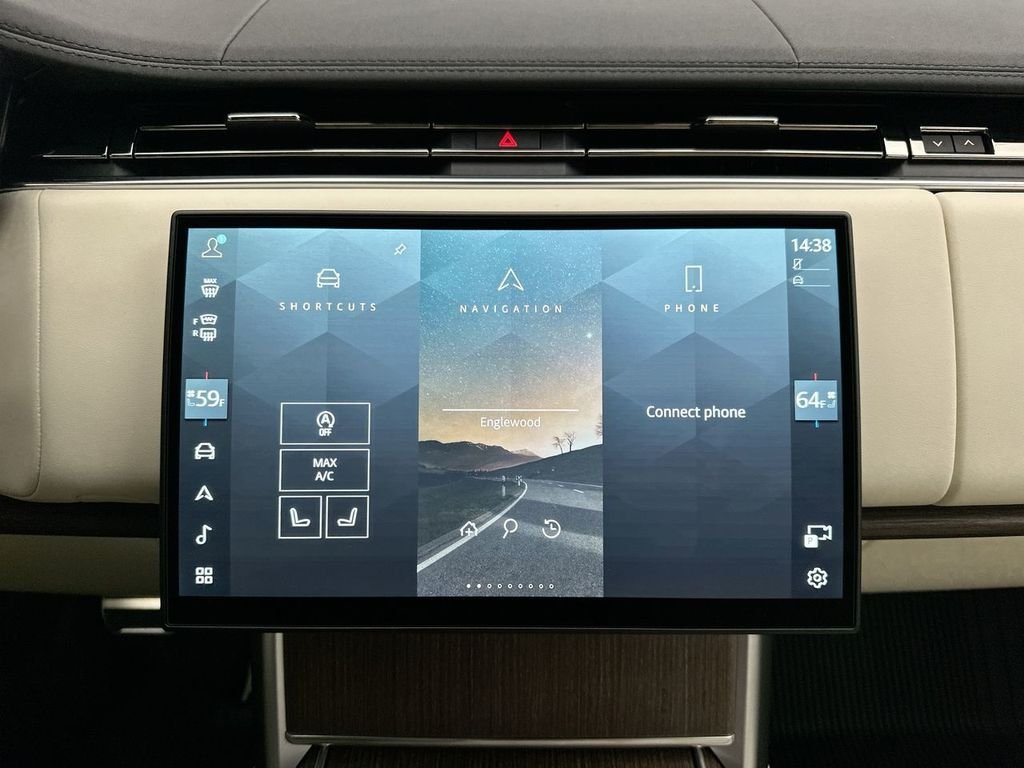 New 2027 Santorini Black Land Rover SE image 13