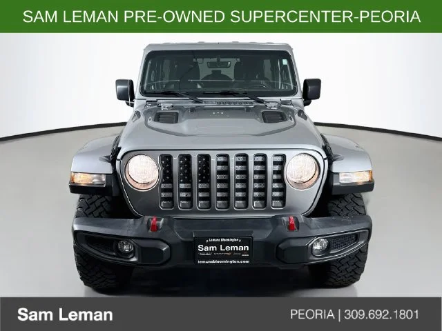 Used 2021 Silver Jeep Unlimited Rubicon image 2