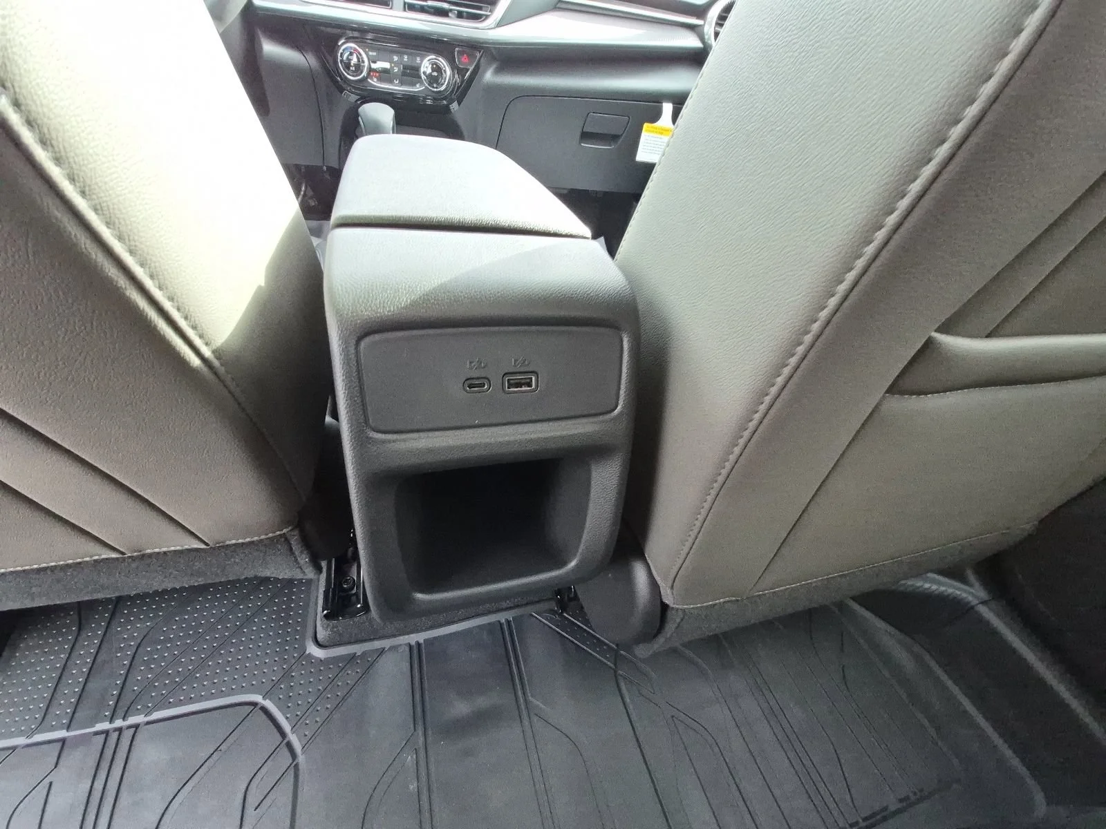 2026 Chevrolet Trax Activ - Photo 29