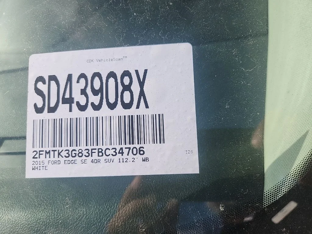 Used 2015 White Ford SE image 5