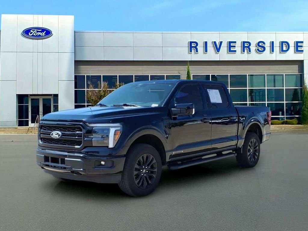 Used 2025 Black Metallic Ford Lariat image 3