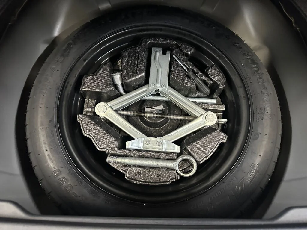 2025 Subaru Forester Premium - Photo 25