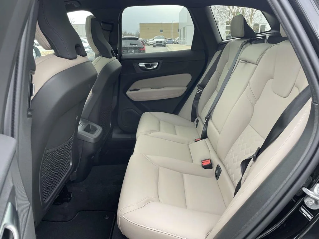New 2026 Onyx Black Metallic Volvo Core image 3