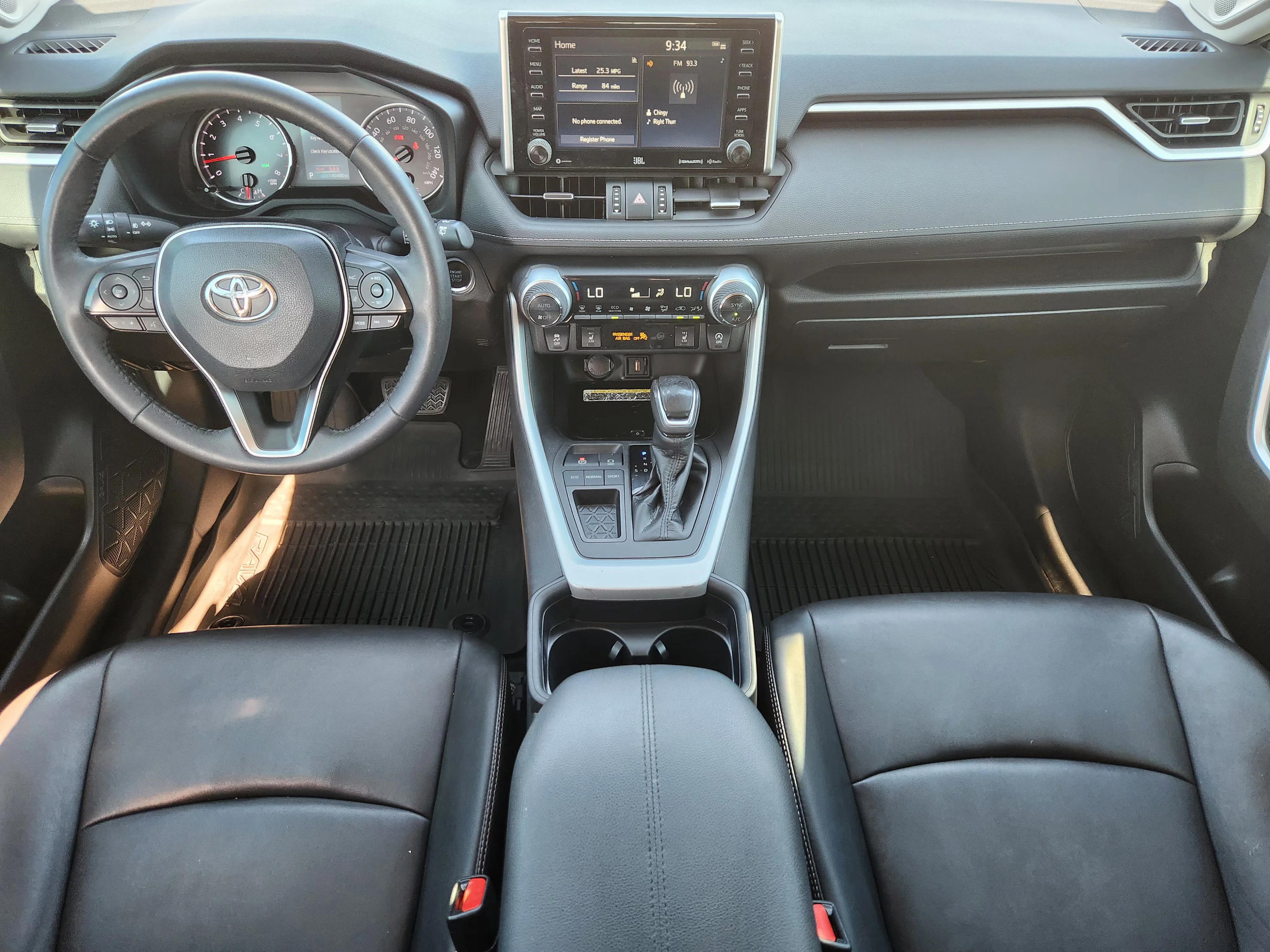 Used 2021 Gray Toyota XLE Premium image 27