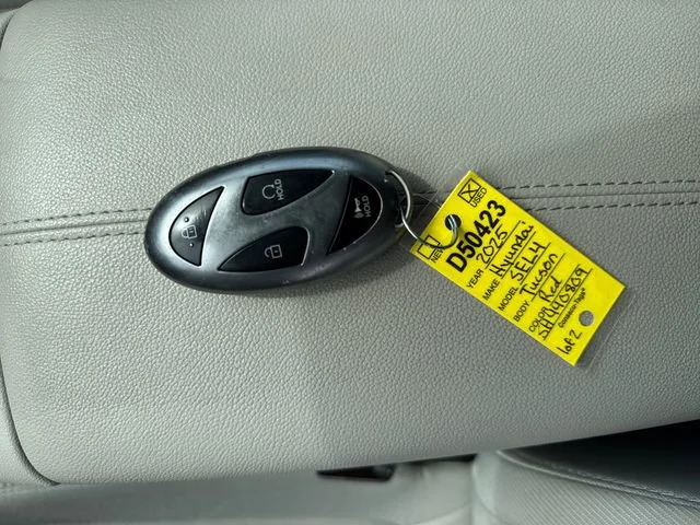 Used 2025 Red Hyundai SEL image 33