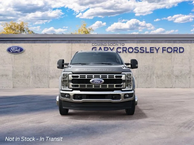 New 2027 Gray Ford XLT image 3