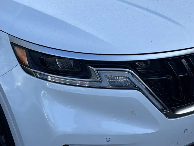 Used 2024 White Kia EX image 8