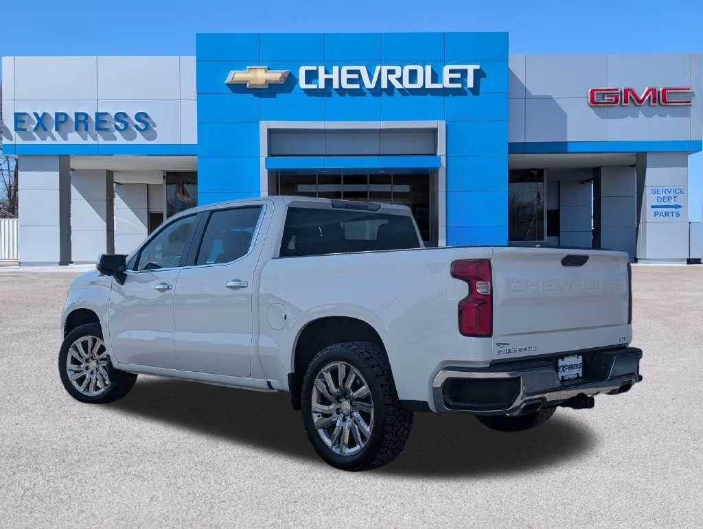 Used 2023 White Chevrolet LTZ image 5