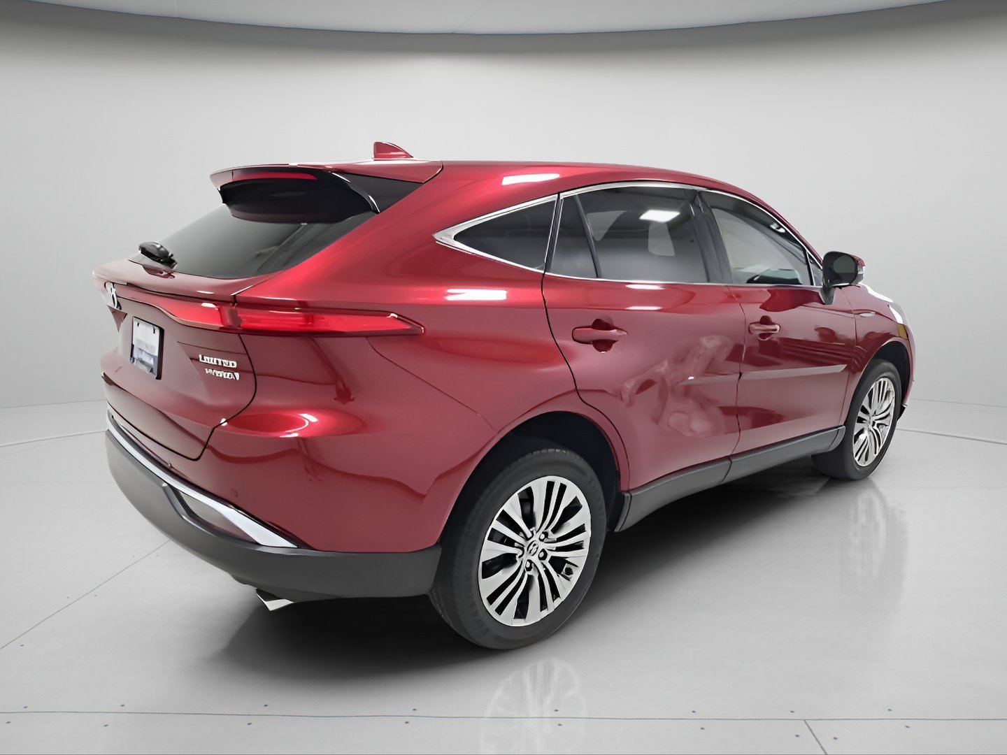 Used 2021 Ruby Flare Pearl Toyota Limited image 5