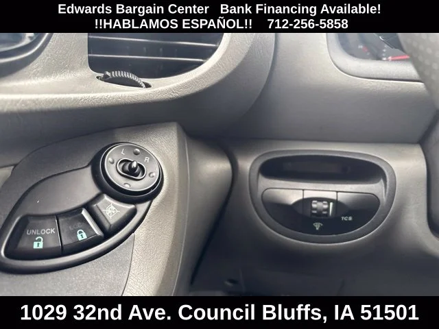 Used 2004 Silver Hyundai LX image 17