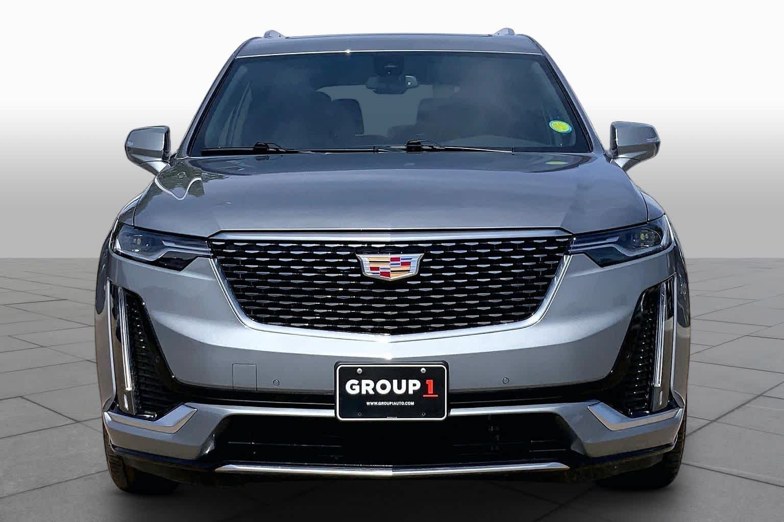 Used 2025 Argent Silver Metallic Cadillac AWD Premium Luxury image 4