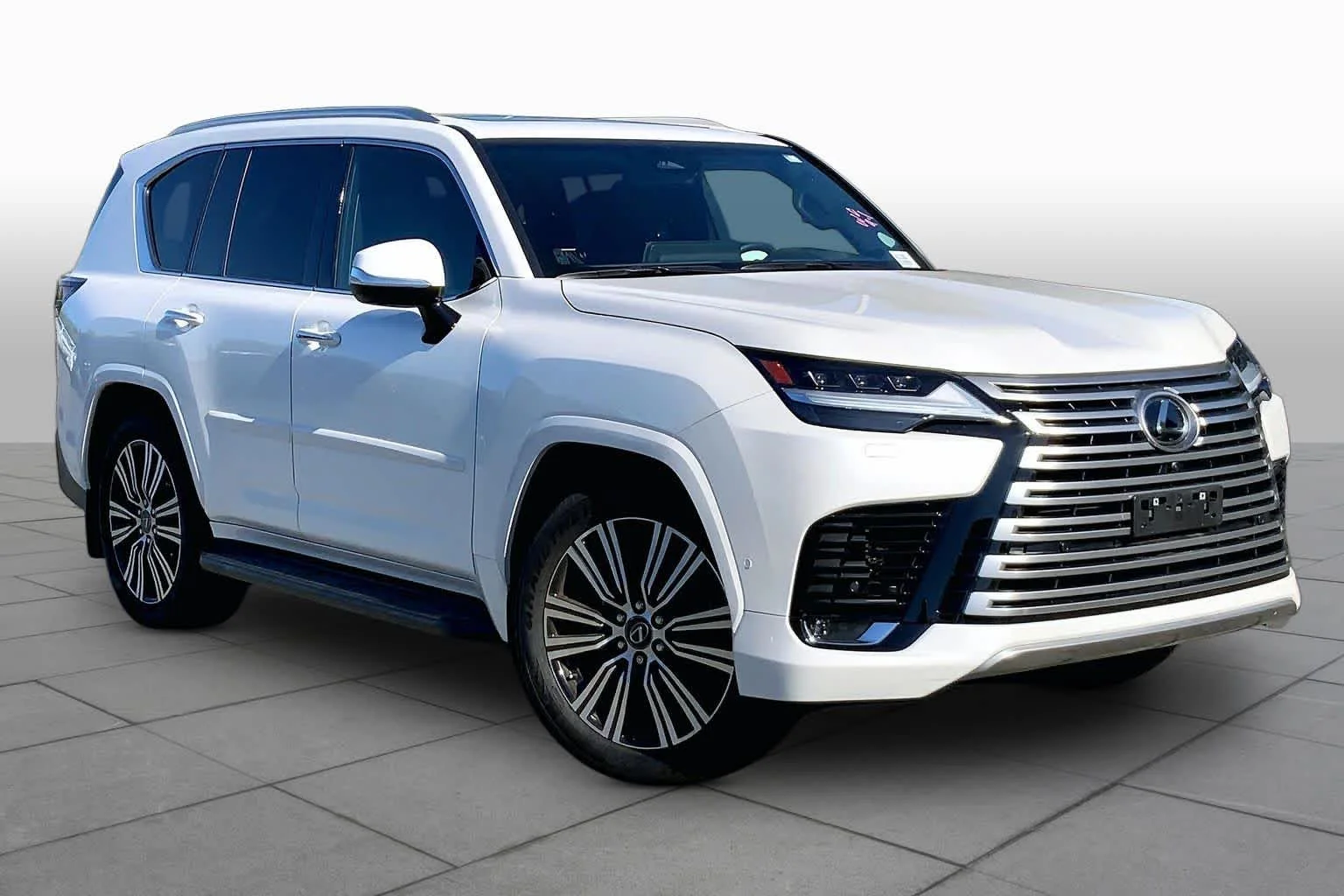 Certified Used 2026 Eminent White Pearl Lexus Luxury image 3
