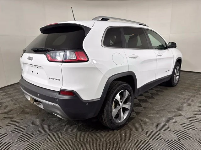 Used 2021 White Jeep Limited image 3