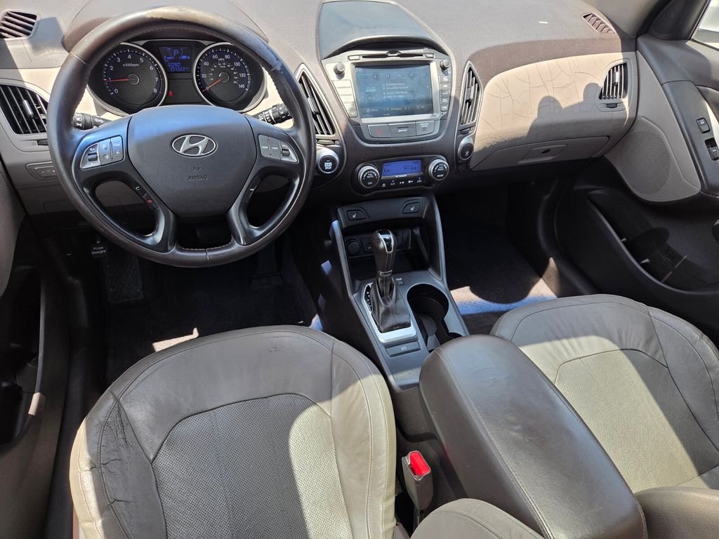 Used 2015 White Hyundai Limited image 9