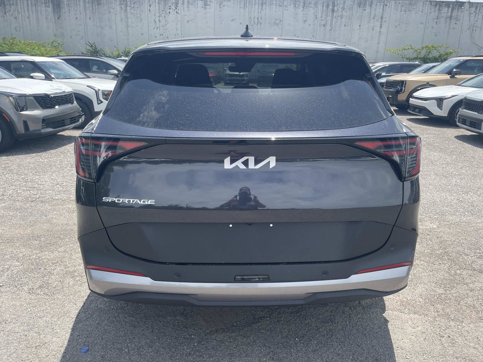 New 2026 Panthera Metal Gray Kia EX image 4