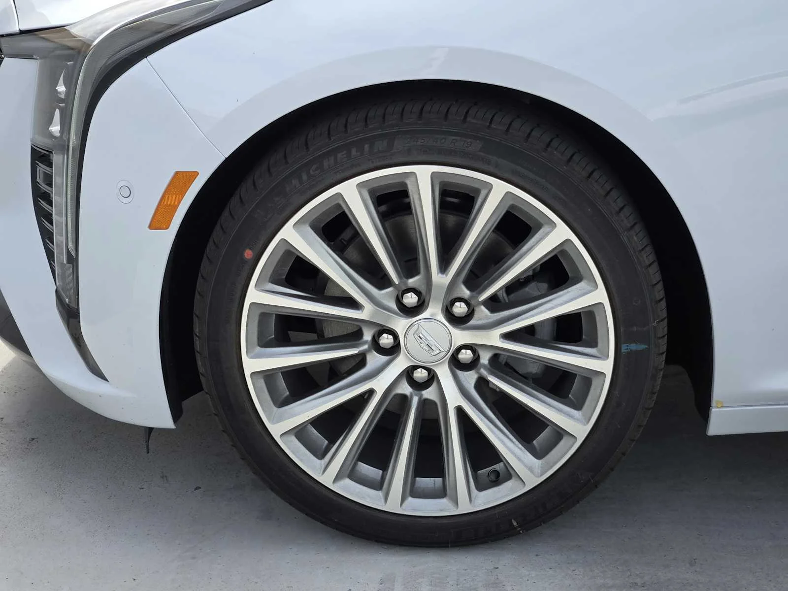 New 2026 Vibrant White Tricoat Cadillac Premium Luxury image 7