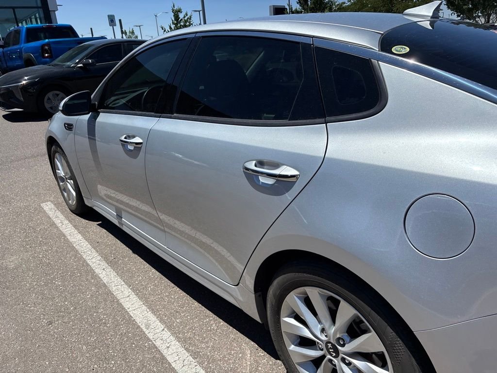 Used 2016 Silver Kia EX image 26