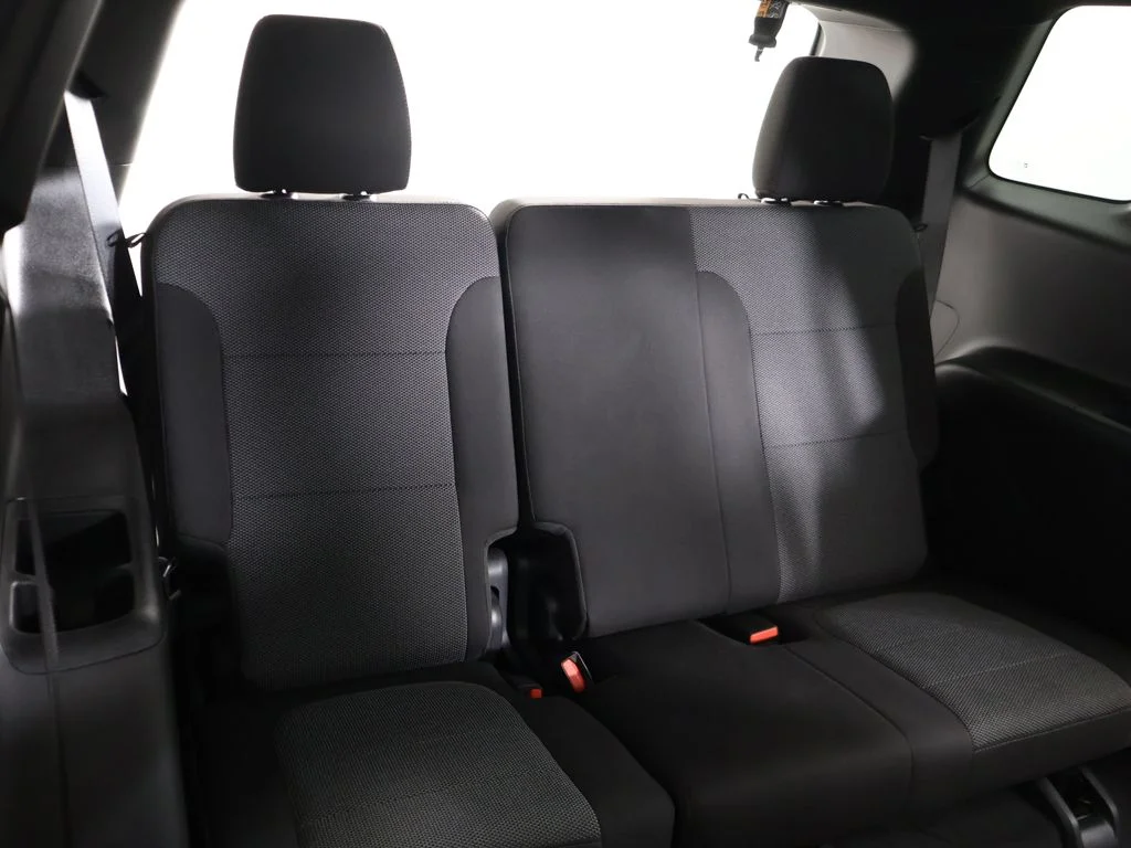 Used 2023 Summit White Chevrolet LT image 37