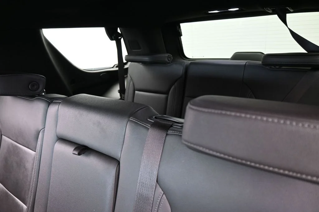 Used 2022 Iridescent Pearl Tricoat Chevrolet LT image 43