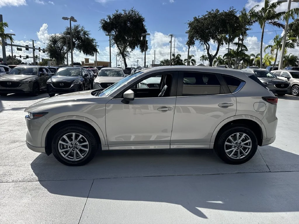 Used 2024 Quartz Metallic Mazda 2.5 S Preferred Package image 11