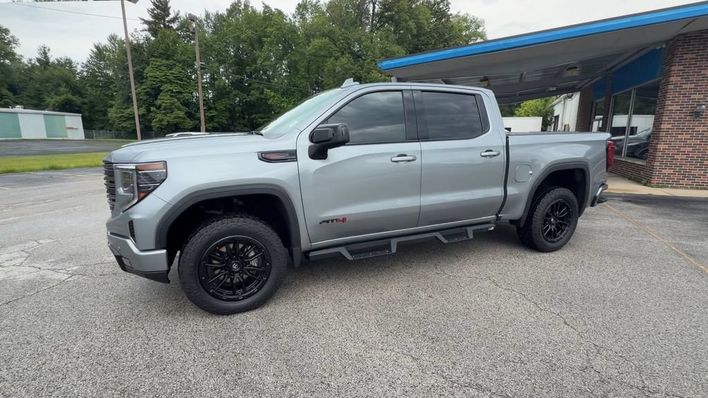 Used 2024 Sterling Metallic GMC AT4 image 4