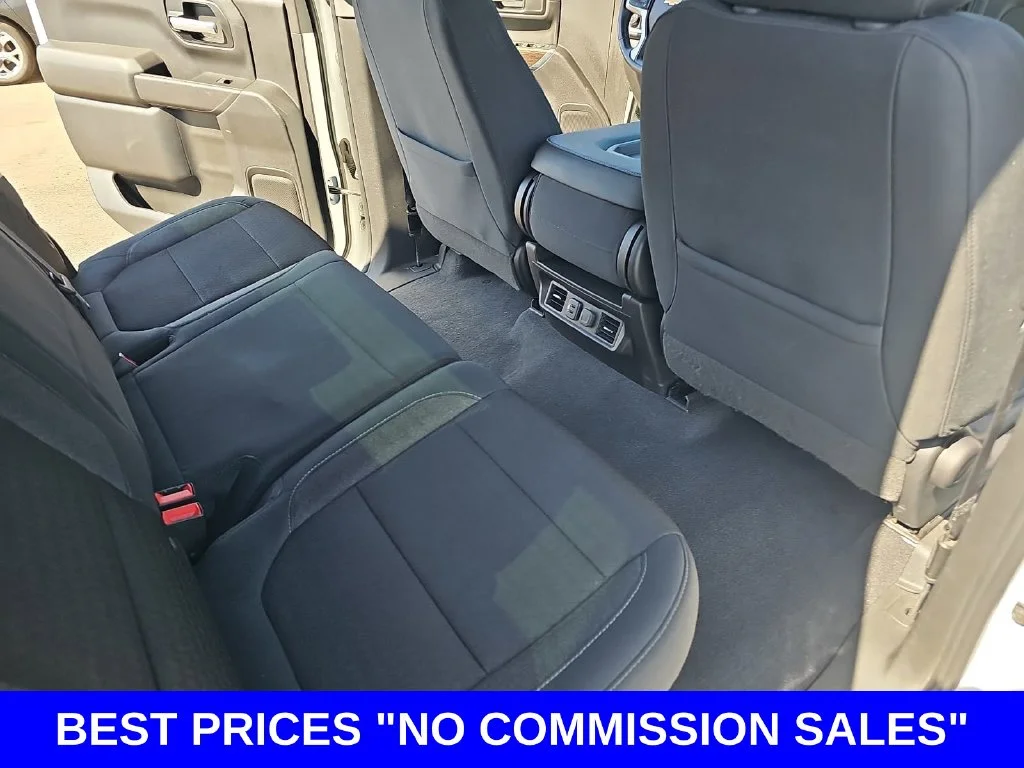 Used 2019 White Chevrolet LT image 11