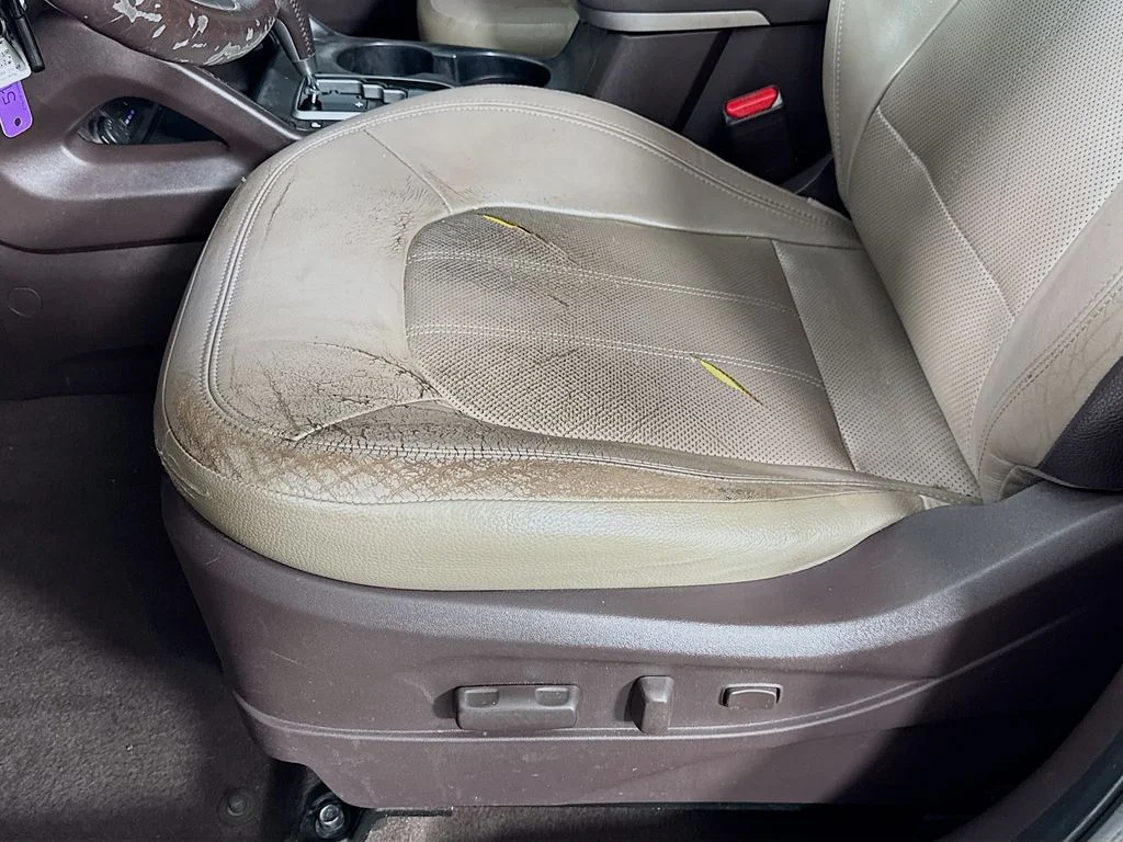 Used 2010 Blue Hyundai Limited image 21