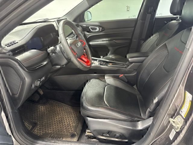 Used 2023 Gray Jeep Trailhawk image 12