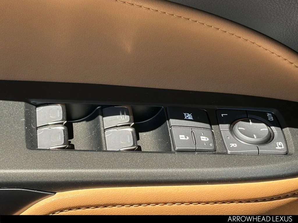 New 2026 Black Lexus 350 Premium image 18