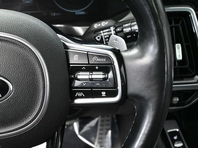 Used 2021 Black Kia SX-Prestige image 30