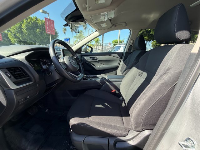 Used 2024 Silver Nissan S image 28