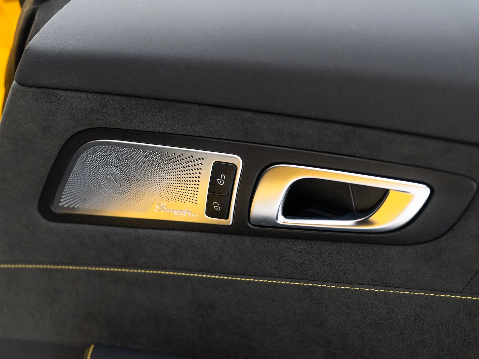 Used 2020 AMG Solarbeam Yellow Metallic Mercedes-Benz R image 41
