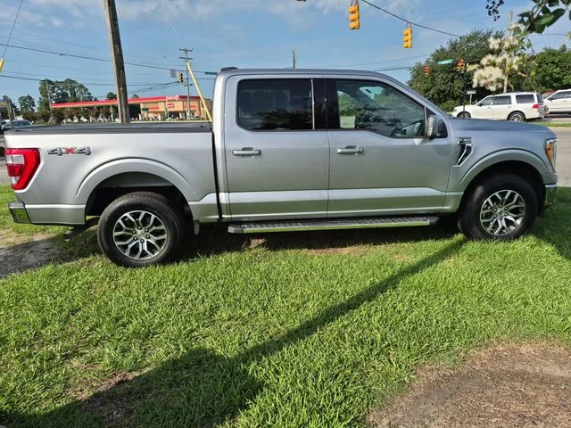 Used 2022 Silver Ford Lariat image 2