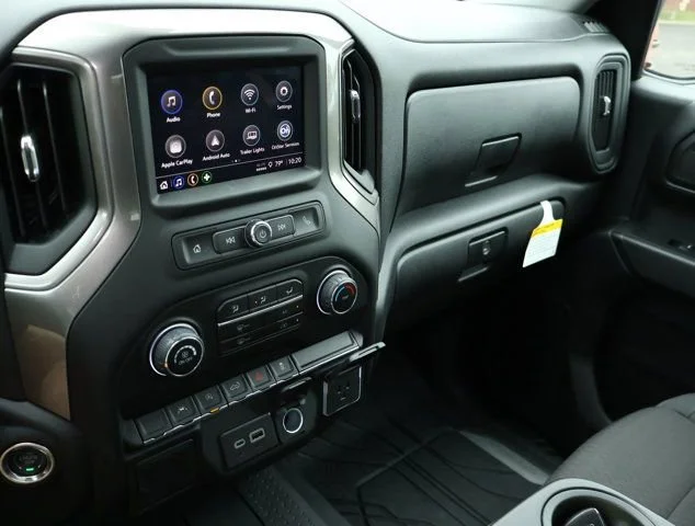 2026 Chevrolet Silverado 1500 Custom - Photo 17