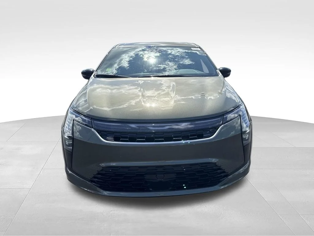 New 2027 Olive Green Pearl-Coat Exterior Paint Chrysler Select image 8