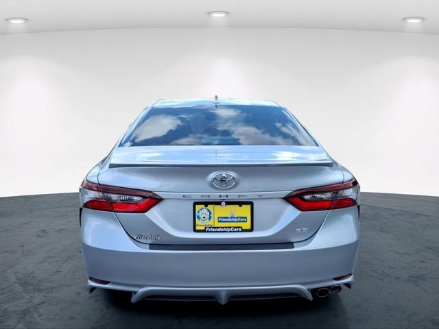 Used 2022 Silver Toyota SE image 10
