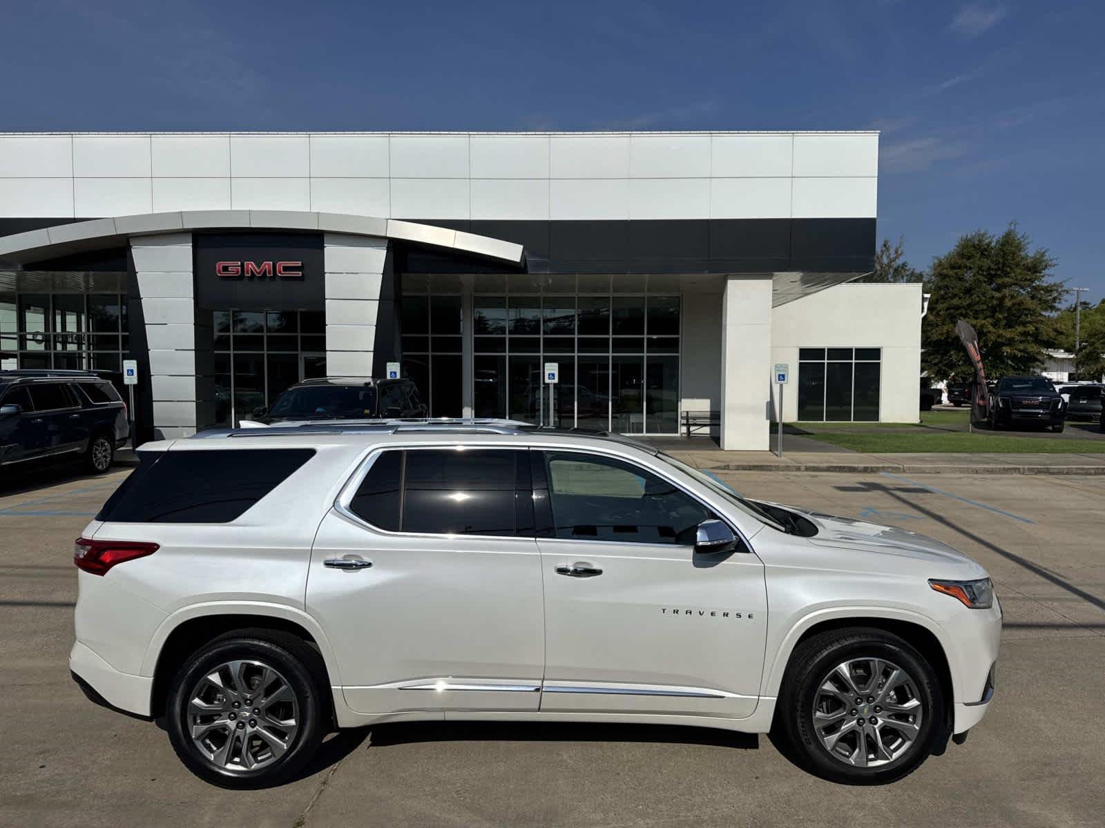 2021 Chevrolet Traverse Premier