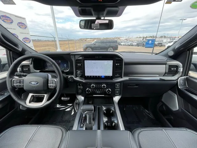 New 2026 Star White Metallic Tri-Coat Ford Platinum image 10