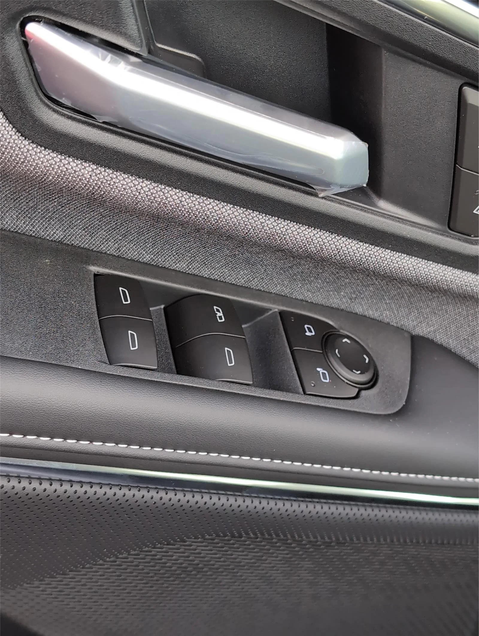 New 2026 Thunderstorm Gray GMC Elevation Standard Range image 30
