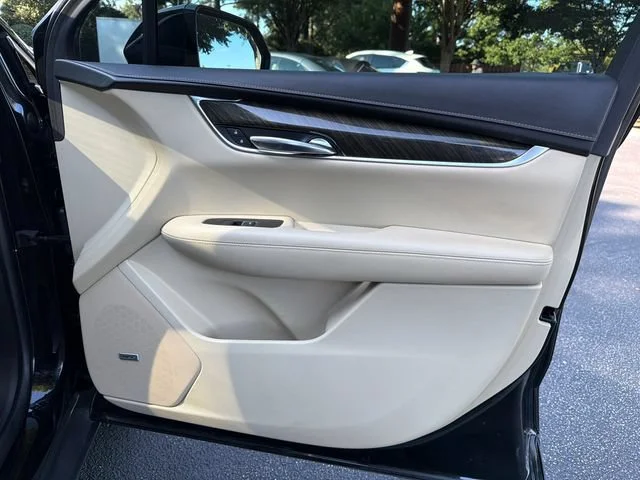 Used 2017 STELLAR BLACK METALLIC Cadillac FWD image 14
