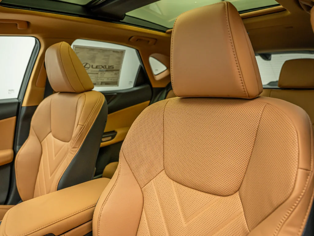 New 2026 Nori Green Pearl Lexus LUXURY AWD image 32