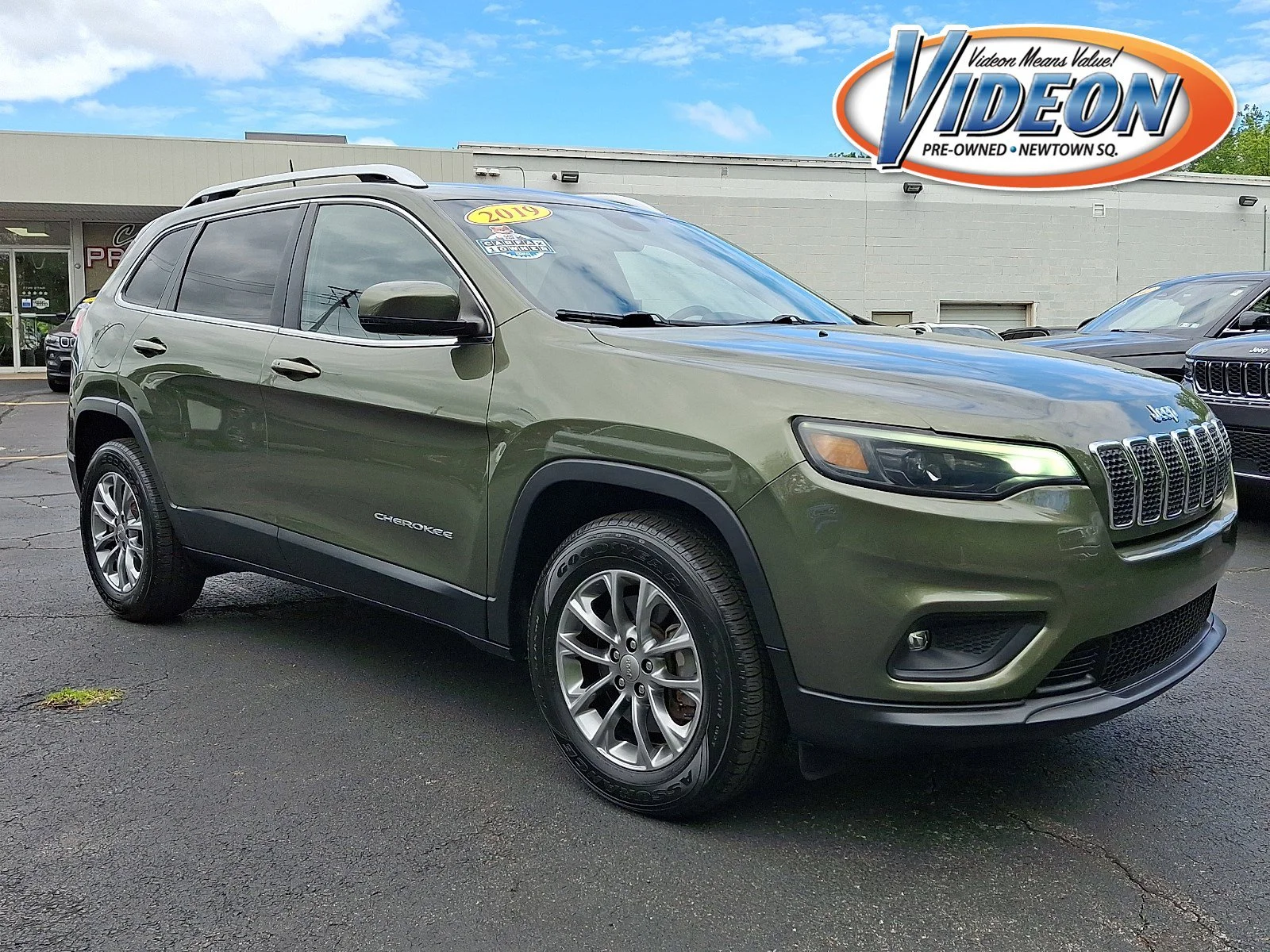 2019 Jeep Cherokee Latitude Plus 4X4's photo